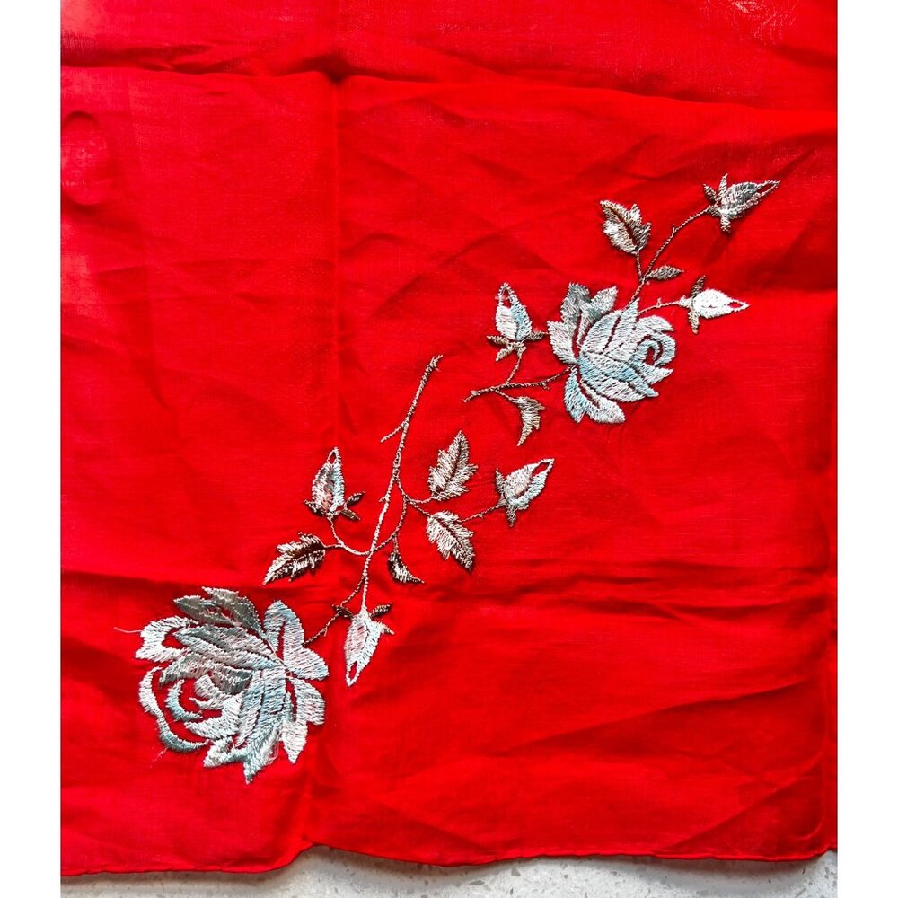 Vintage Red Swiss Cotton Handkerchief With Silver Rose Embroidery New - Picture 4 of 9